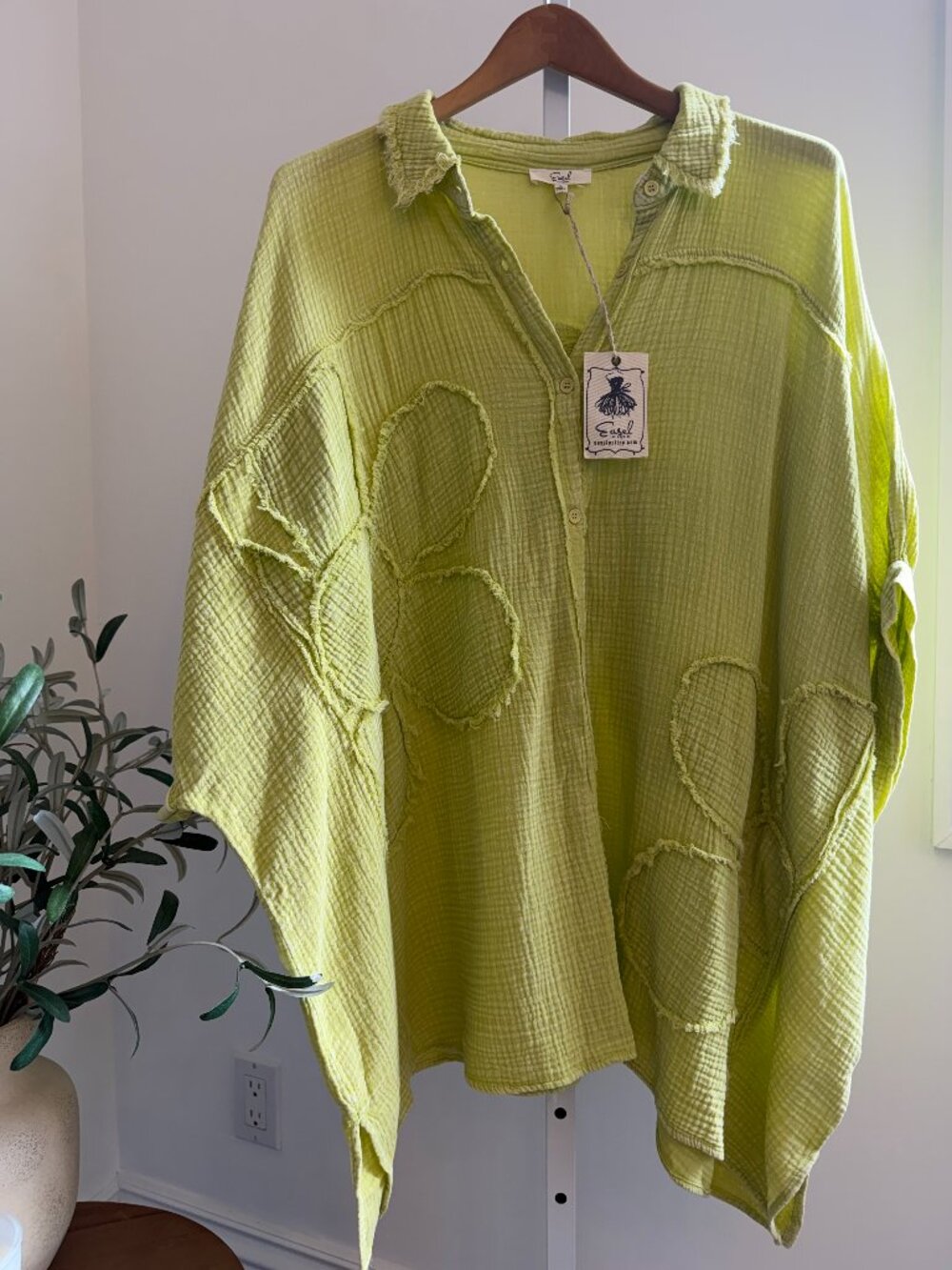 EASEL COTTON GAUZE FLOWER PATCH SHIRT 100% COTTON